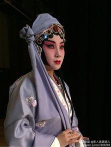 京剧赵群生活照,舞台上的风采，生活中的韵味